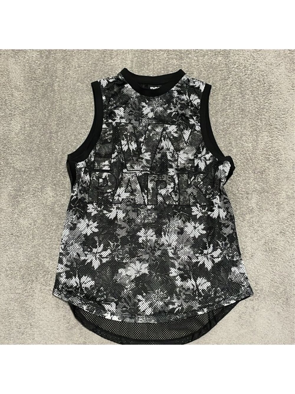 EC Black / White Ivy Park Mesh Sleeveless Top - Size XS